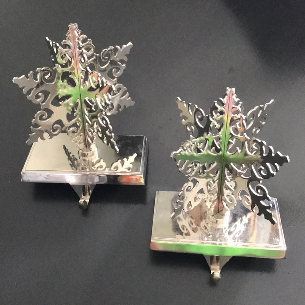 3D Snowflake Stocking Hangers